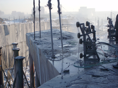 ĳ�����и�